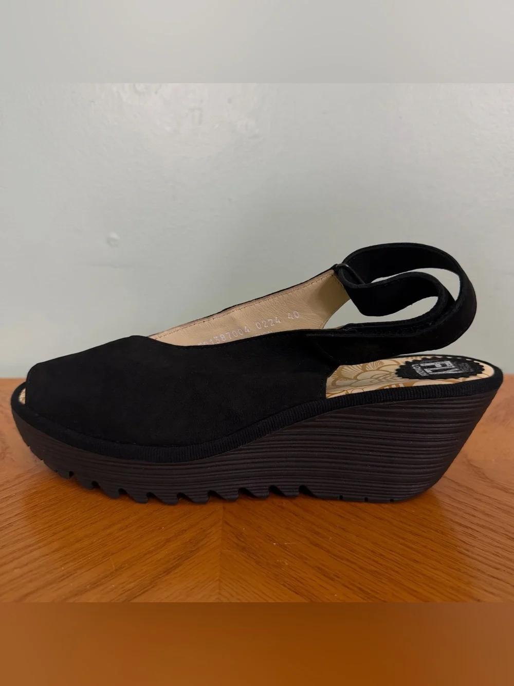 FLY‎ London Womens Yeay 387 Leather Peep-Toe Slingback Black Women Sz 40 9-9.5